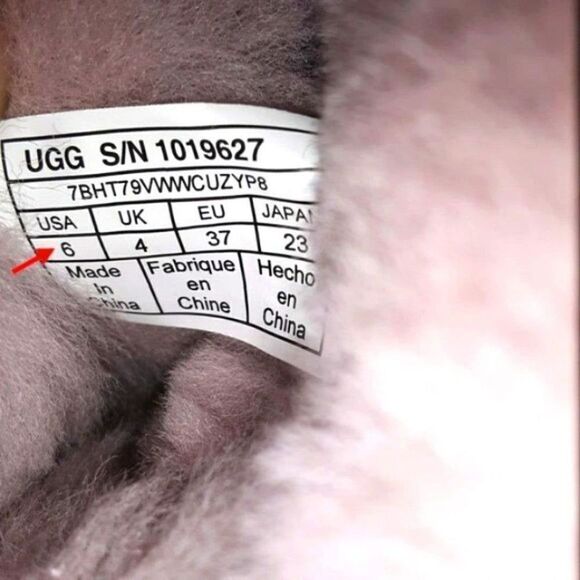 UGG Pink Leather Women's size 6M Short Winter Boot - Picture 8 of 12